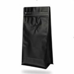 كيس تعبئة اسود سعة نصف كيلو مع سحاب وفلتر