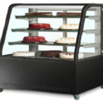 ثلاجة عرض حلويات اسود 150 سم منحني مدرج من DIAMOND